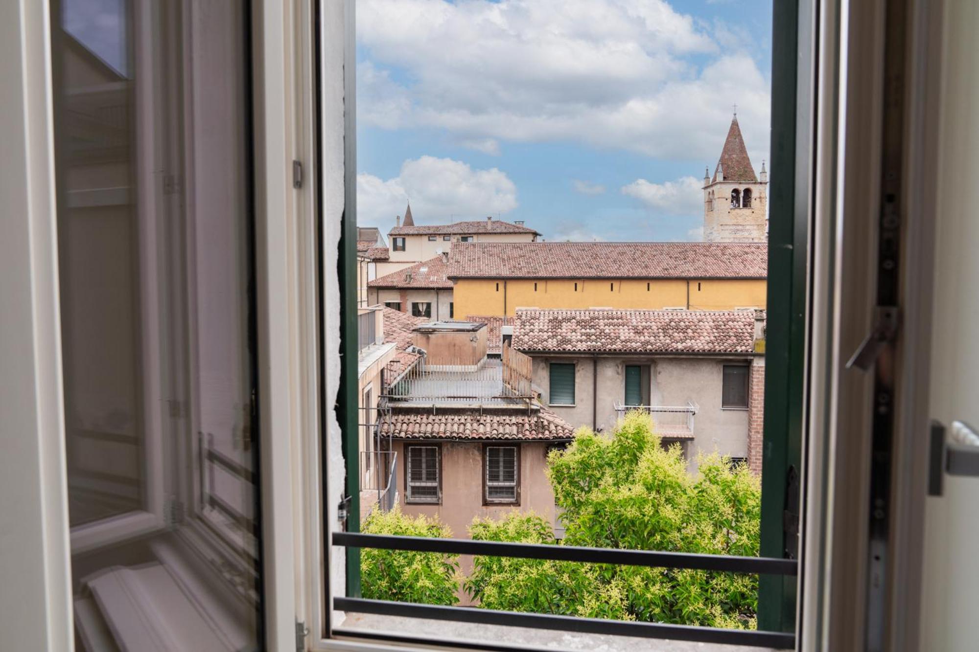 Aparthotel Palazzo Delle Guglie - Residenze Verona Exteriér fotografie